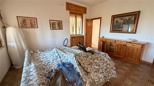Villa Panoramica In Buone Condizioni Con Trullo Comunicante.